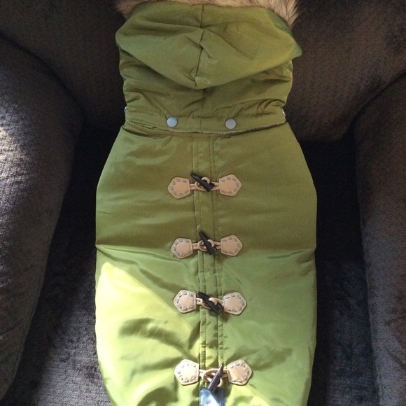 NWT HOODED DOG JACKET - Picture 2 of 6